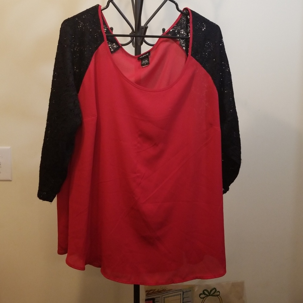 Torrid raglan top